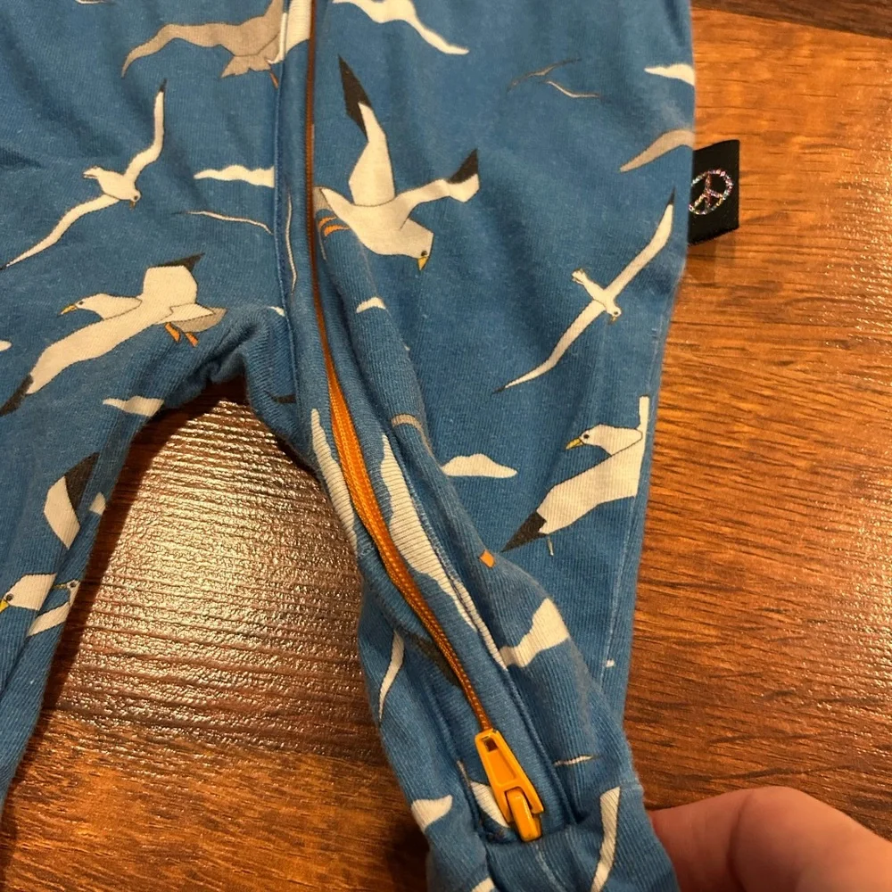 Kip & Co Organic Long Sleeve Zip Romper Size 3-6 Months Seagulls Blue